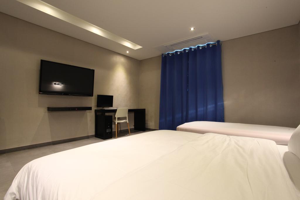 C&B Hotel Ansan Exteriér fotografie